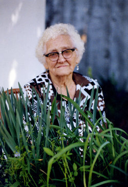 Mary Lillian “Grandma Mary” <I>Sanderson</I> Daniels 