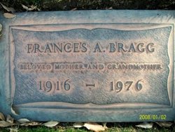 Frances Alove “Sis” <I>Grau</I> Bragg 