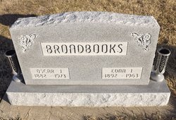 Oscar J. Broadbooks 
