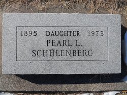 Pearl L Schulenberg 