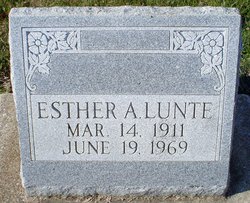 Esther Amanda Lunte 