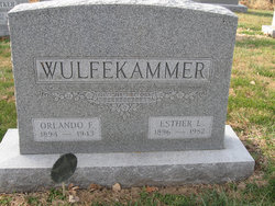 Esther L Wulfekammer 