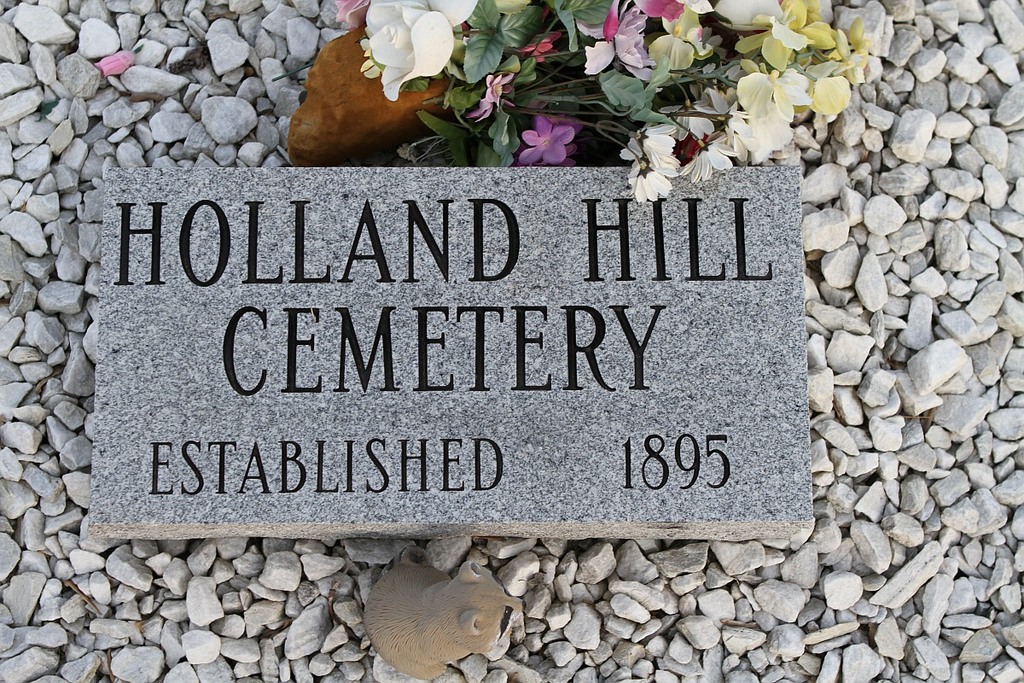 Holland Hill Cemetery