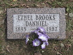 Ethel Fern <I>Smith</I> Brooks 