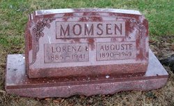 Auguste <I>Carstensen</I> Momsen 