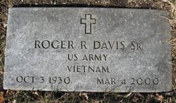 Roger Robert Davis Sr.