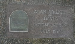 Alan Walker Davis 