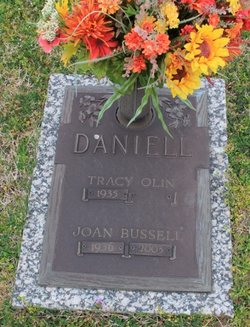 Joan <I>Bussell</I> Daniell 
