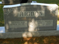 Teresa Lynn “Trish” <I>Holmes</I> Higdon 
