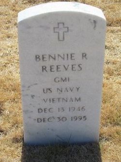 Bennie R Reeves 