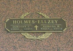 Dorothy Mae <I>Ellzey</I> Holmes 