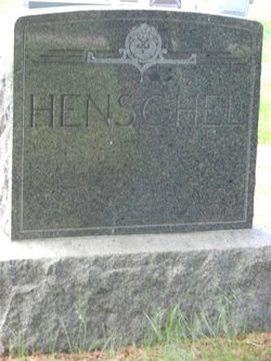 Mavis Georgeen Henschel 