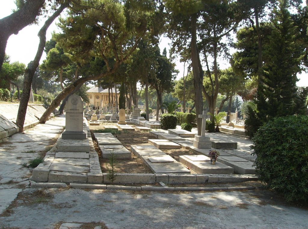 Ta' Braxia Cemetery
