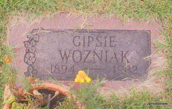 Gipsie Wozniak 