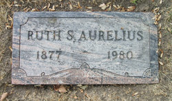 Ruth S Aurelius 