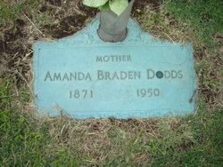 Amanda <I>Braden</I> Dodds 