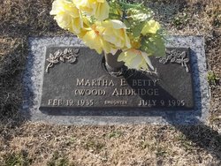 Martha Elizabeth “Betty” <I>Wood</I> Aldridge 