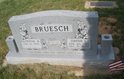 Johnnie Eugene Bruesch 
