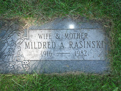 Mildred <I>Kwiatkowski</I> Rasinski 