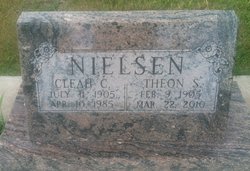 Theon Stephen Nielsen 