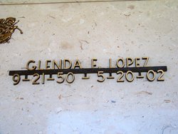 Glenda E Lopez 
