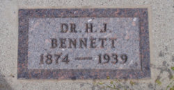 Dr Henry Judson Bennett 