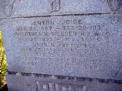 Anton J Dige 