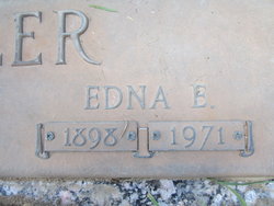 Edna Elizabeth <I>Ruhl</I> Fowler 