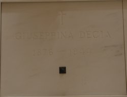 Josephine Decia 