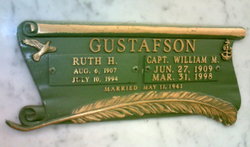 Ruth H <I>Holloway</I> Gustafson 