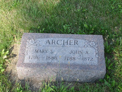 Mary <I>Saunders</I> Archer 