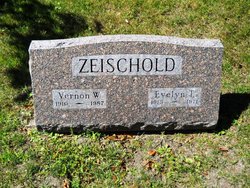 Evelyn <I>Tuesburg</I> Zeischold 