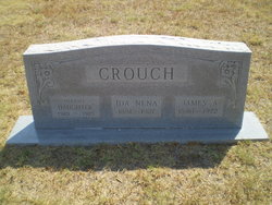 Infant Baby Daughter Crouch 