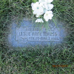 Leslie Anne Mauss 