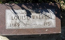 Louisa R “Louise” <I>Bangert</I> Walkes 