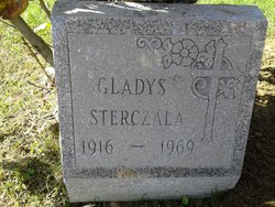 Mrs Gladys Irene <I>Ashton</I> Sterczala 