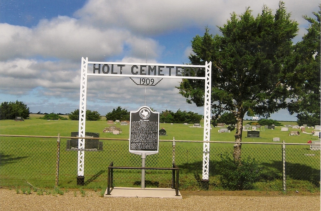 Holt Cemetery