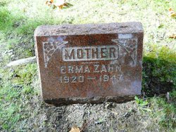 Erma <I>Hoeppner</I> Zahn 