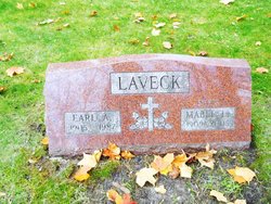 Earl August Laveck 