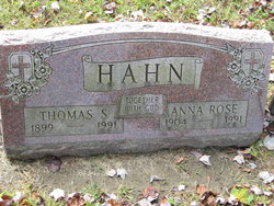 Anna Rose Hahn 