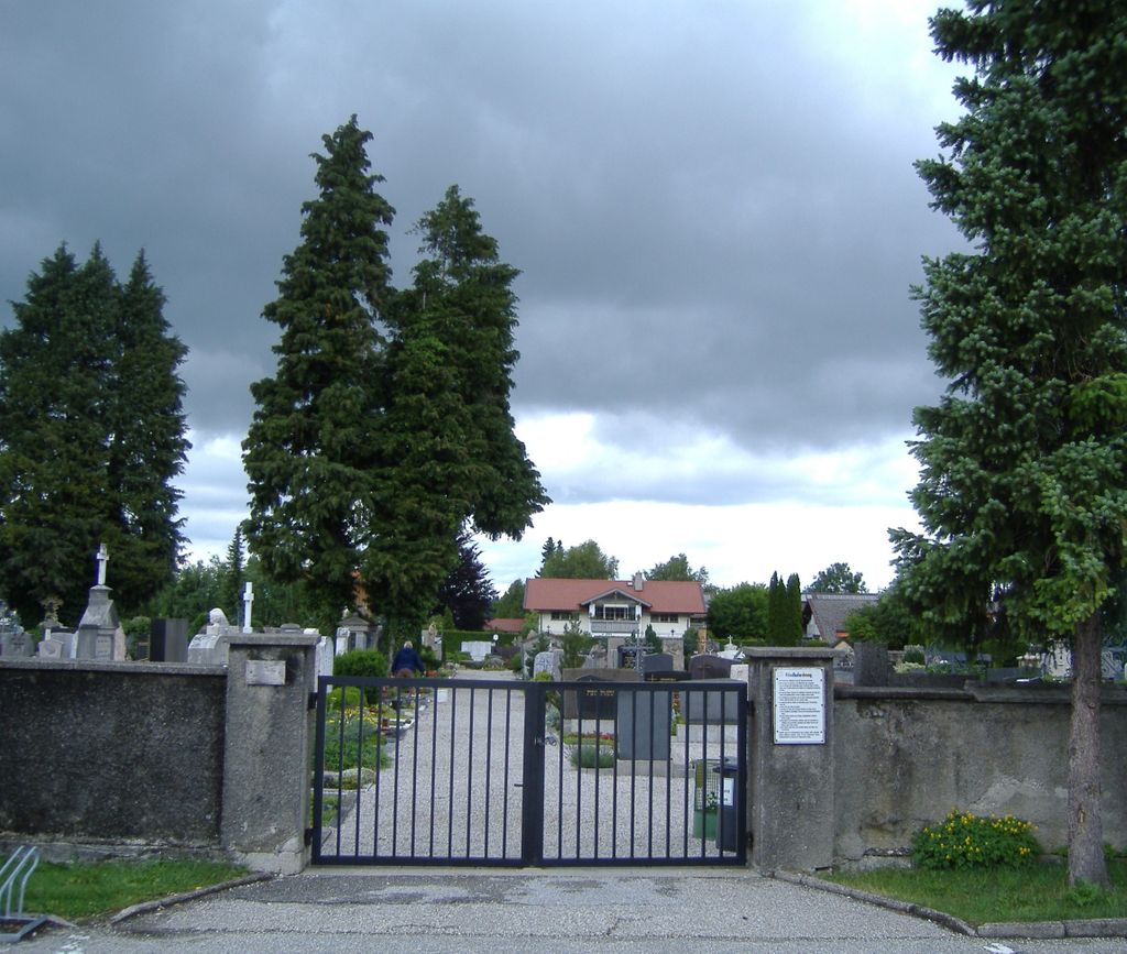 Gemeindefriedhof Aschau