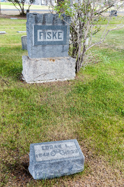 Edgar L. Fiske 