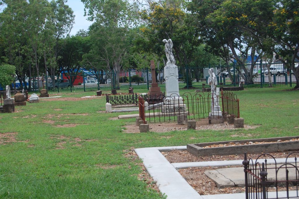 Darwin Gardens Cemetery Reserve