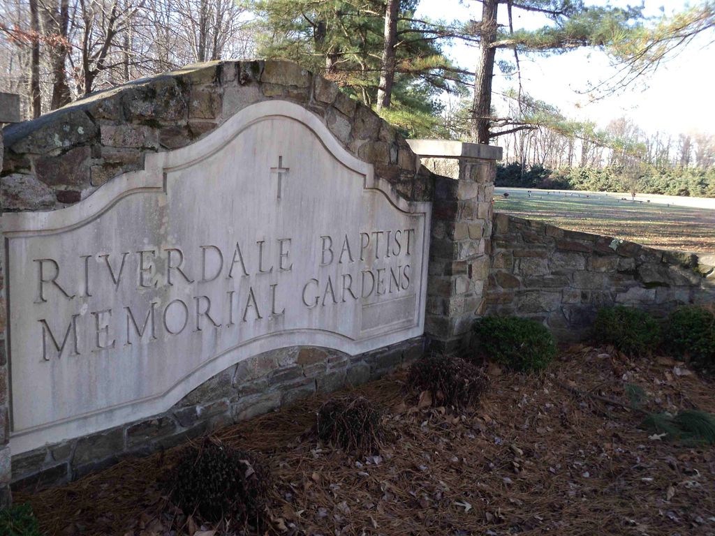 Riverdale Baptist Memorial Gardens