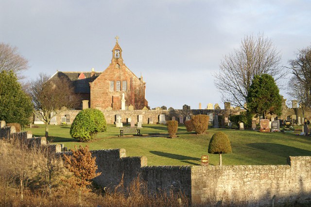 Inverkeilor Churchyard