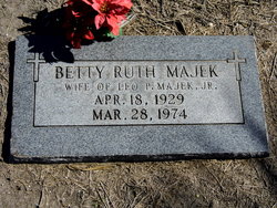 Betty Ruth <I>Pruitt</I> Majek 