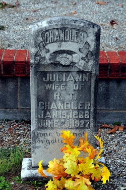Julia Ann “Juliann” <I>Hix</I> Chandler 