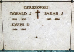 Sarah J. Gerszewski 
