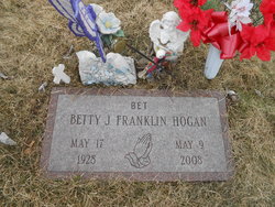 Betty J. Franklin “Bet” <I>Williams</I> Hogan 