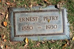 Ernest Petry 